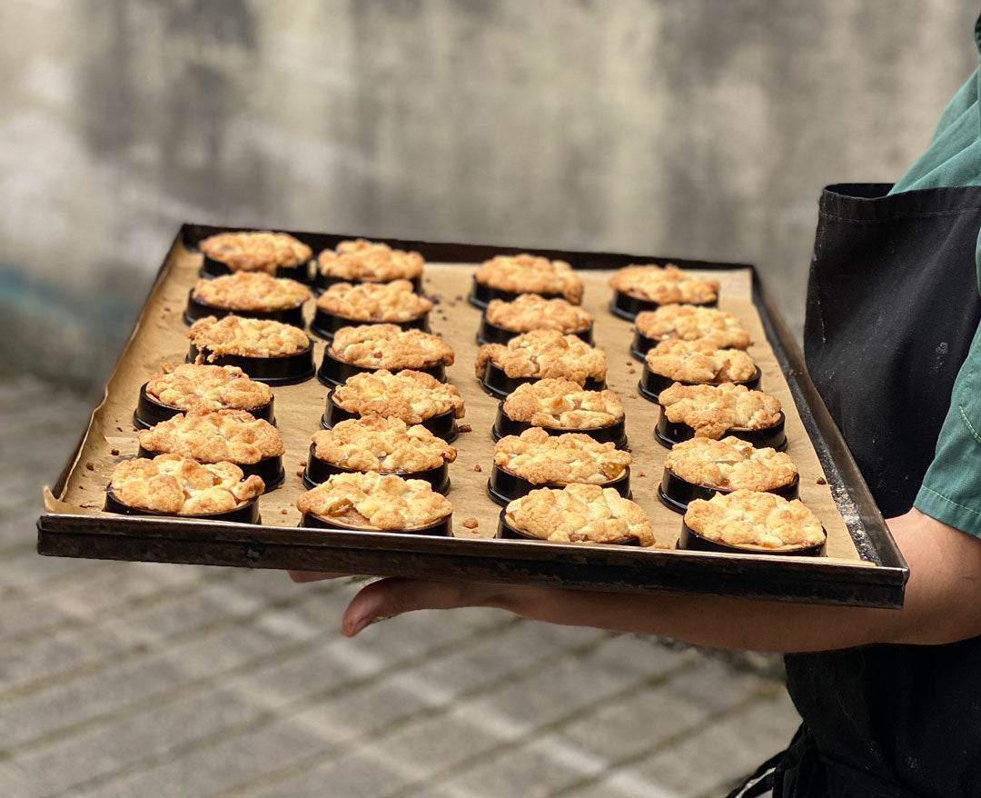 Apple Crumble Tartlet