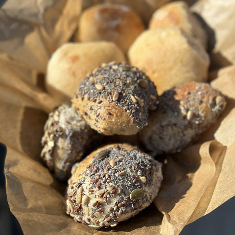 Pão de Água ou Sementes mini | Massa Mãe | 4 un