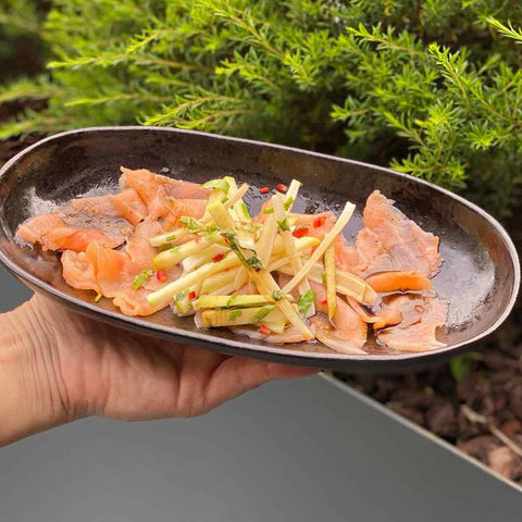 Carpaccio de Salmão com Maçã Verde e Funcho