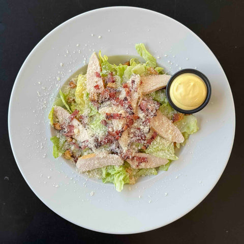 Salada de Frango com Molho César
