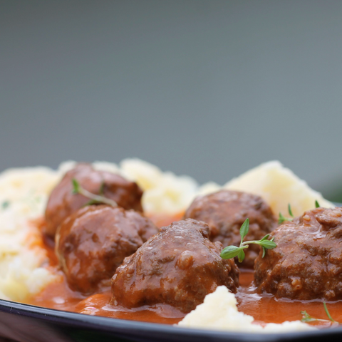 Almôndegas de Vitela com Puré de Batata